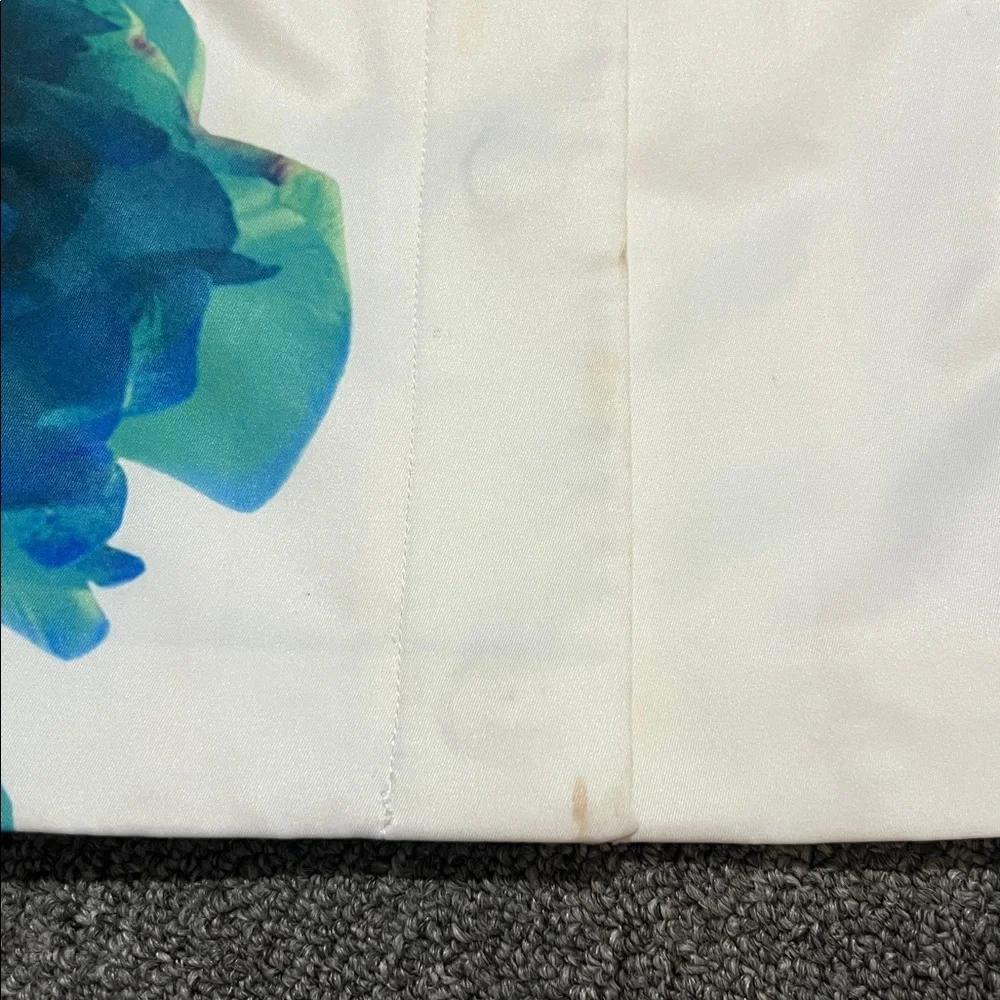 H&M Floral Satin Cropped Jacket Women's 12 Feminine Pink Grey White Snap Front - Picture 8 of 9